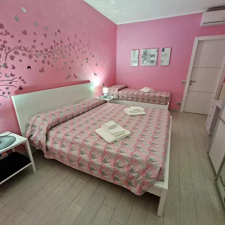 The Rainbow House Appartement San Remo