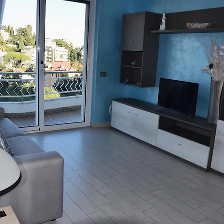 The Rainbow House Appartement San Remo