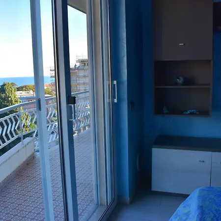 The Rainbow House Санремо